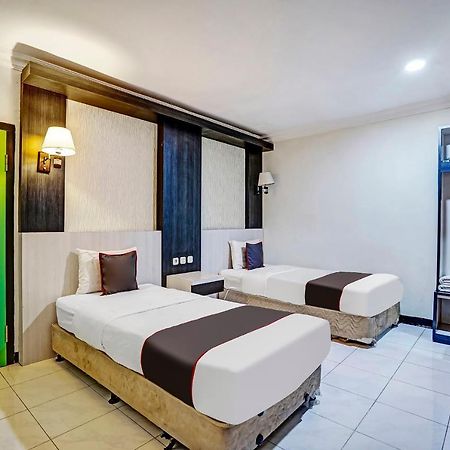 Capital O 91050 Grand Balqis Akasia Syariah Surabaya Dış mekan fotoğraf